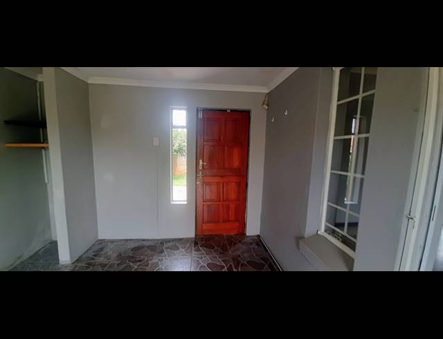 2 BEDROOM CLUSTER FOR SALE IN TERENURE